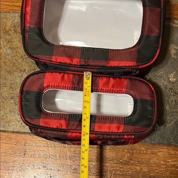 Lug Red and Black Checkered Toiletry Bag Set 3 piece nesting - Picture 7 of 8